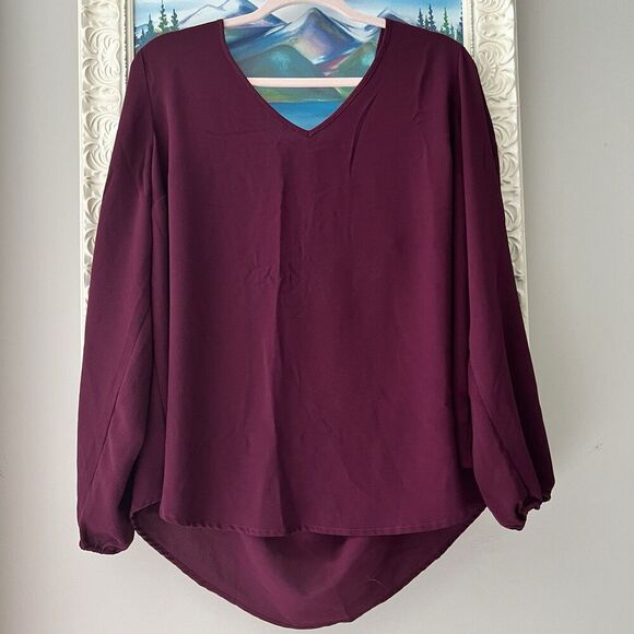 Torrid Lacy High Low Top Sz 2 2X Cinched Peasant Sleeve Cutout Lace Back Purple - Picture 1 of 5